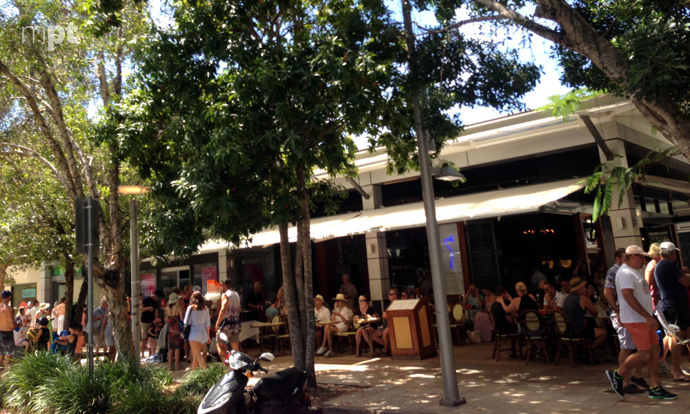 Hastings-Street | My Private Transfers Noosa Heads Transport: Hastings Street to Brisbane Airport Private Transfers