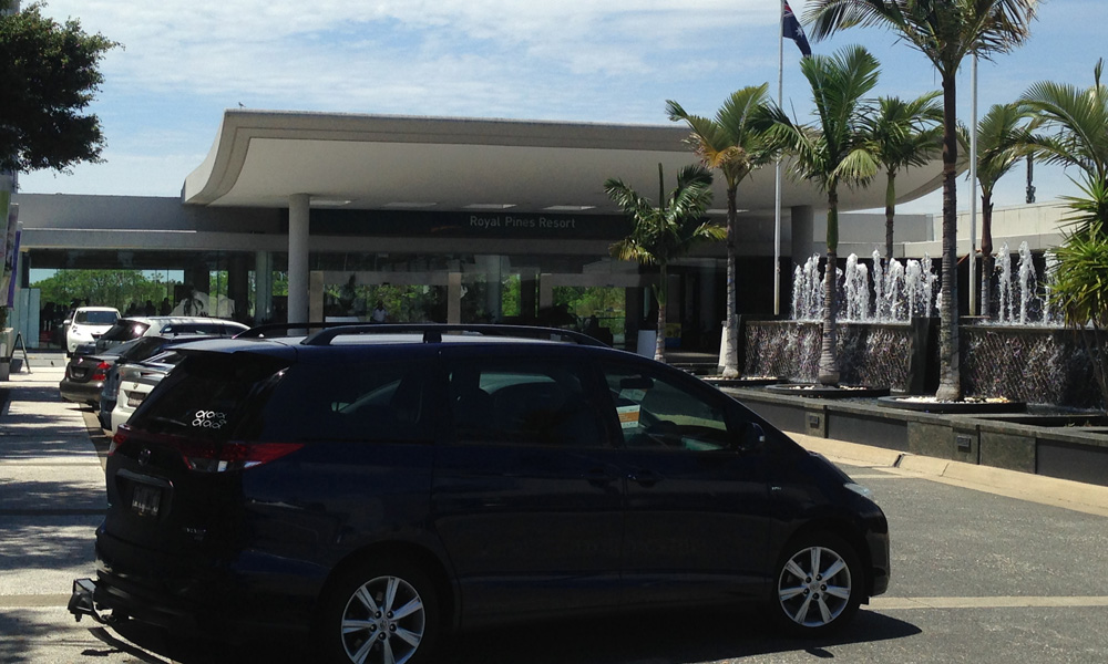 Transport: Family Transfers Brisbane Gold Coast Airports and Theme Parks